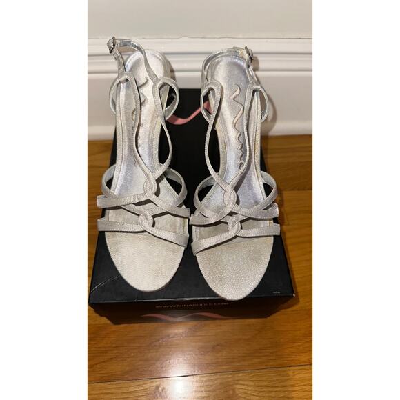 Elegant formal NINA Evening Sandals size 7.5 like new - Picture 1 of 13